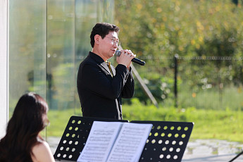 ‘만능 재주꾼’ 이상일 용인시장, 성악가들과 '추석 깜짝 공연' 펼쳐...앙코르 쏟아져