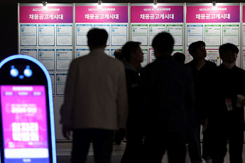 임금체계 개편 연계 이견에 계속고용 논의 지지부진