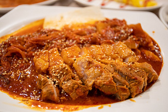 '2TV 생생정보' 오늘방송맛집- 밥 됩니까? 재옥 할머니의 묵은지찜 '골○○'