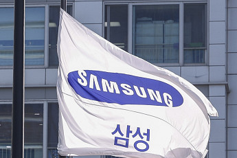 ‘AI 훈풍’에 삼성전자 최고가…반도체 전반 회복 기대감 커져 [ET의 칩스토리]