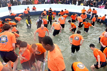 최강한파에 산천어 축제 신바람…겨울 낚시 서막 올라 [주말N축제]