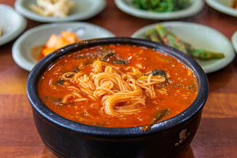 '오늘N' 오늘방송맛집- 오늘은 국수 먹는 날, 어탕국수 맛집 '함○○'