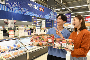 홈플러스 메가푸드마켓, 3년 만에 누적 고객 1억명 돌파