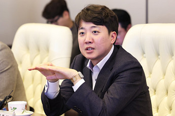 이준석 “우리 사회, 의사 적대 국가…의료진 과도한 책임 안 돼”
