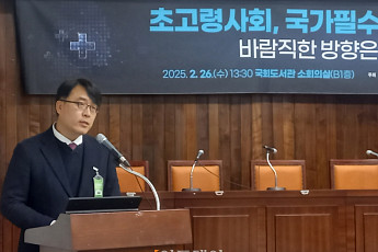 중증·사망 위험 큰 고령층…백신 비용이 장벽 되지 않으려면?