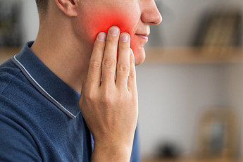 국민 3명 중 1명 앓고 있는 ‘잇몸병’, 방치하다 큰일 [e건강~쏙]