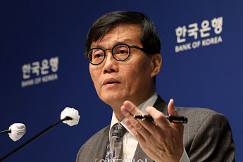 이창용 한은 총재 재산 44억…장용성 금통위원 102억 [재산 공개]