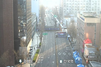 탄핵 선고 D-1, 안국역 출근길 정체…교통통제 상황은?