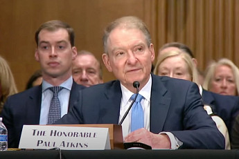 폴 앳킨스 SEC 위원장 후보, 美 은행위서 임명안 가결…