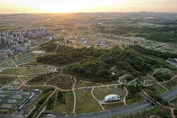 LH, ‘공기정화 도시숲’ 조성…미세먼지 줄이고 화재 예방한다