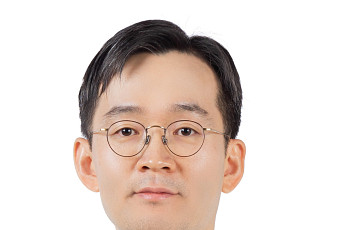 간단한 피검사로 ‘알츠하이머병’ 조기 진단 가능성 열렸다