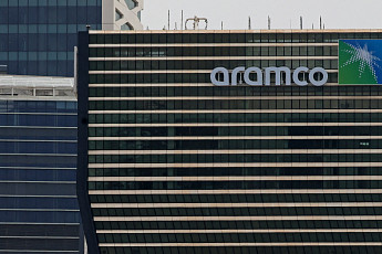 사우디 경질유 5월 가격 폭등 예고…아시아 정유사 '비상'