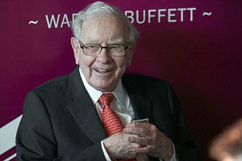 은퇴 이유 입 연 버핏…“90대 되자 고령 체감, 에이블 일처리 훨씬 효율적”