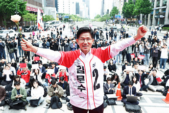 김문수, 노인·청년 공약 발표...서울 집중 유세로 표심몰이