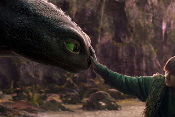 실사로 돌아오는 투슬리스…현충일 연휴 공략 나선 '드래곤 길들이기' [시네마천국]