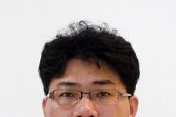 [신동민의 금융만평] 은퇴자ㆍ청년에 빚 권하는 사회
