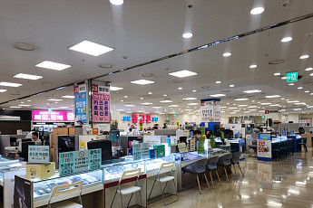 ‘갤럭시Z 7 공짜폰’ 믿었다간 낭패…방통위, 유통시장 과열 경고