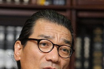 전익관 K&I 회장,  2012년 무역진흥상 수상