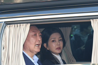 김건희 소환 D-1⋯특검, 尹 체포 미루며 김 여사에 초점