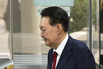 내란특검 “尹, 거동상 문제없어…법원에 100여 쪽 의견서 제출”