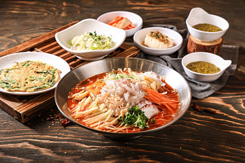 '오늘N' 오늘방송맛집- 식큐멘터리, 8가지 해산물 물회 전문점 '우○○○'