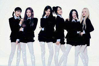 아이브, '롤라팔루자' 접수하고 금의환향…내달 컴백 확정