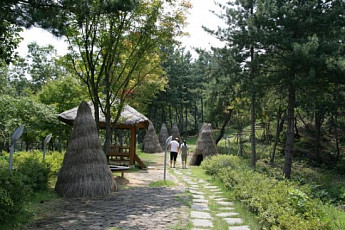 ［여행］‘소나기’의 주인공 돼 사춘기로 돌아가는 곳, 양평 황순원문학관