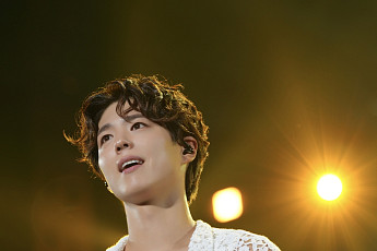 박보검, 단독 팬미팅 투어 일본서 포문⋯김소현ㆍ이상이 '깜짝 등장'