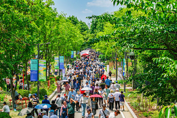 외국인 관광객도 사로잡았다…‘서울국제정원박람회’ 관람객 500만 명 돌파