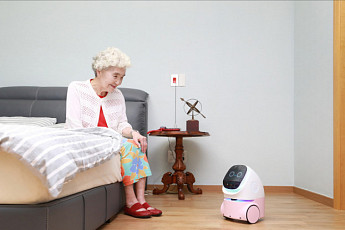 삼성물산, 말동무·간호사 역할 수행하는 ‘홈 AI 로봇 서비스’ 실증