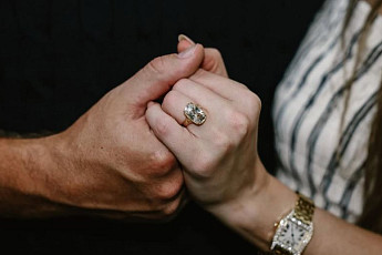 테일러 스위프트 약혼 반지, 얼마나 크길래?