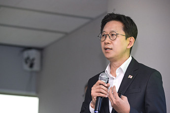 정부, 반도체⸱디스플레이⸱이차전지 원천기술 확보에 올해 2351억원 투자