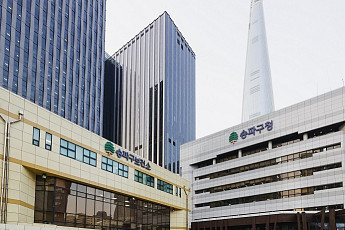 송파구, 추석 종합대책 추진…‘노인의 집’에 위문품 전달