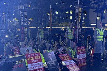 ‘검은 옷 투쟁’ 17일…조직 지킨 금감원, 남은 숙제는 공공기관 지정