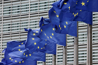 EU, 美 의약품 100% 관세 제외 자신…