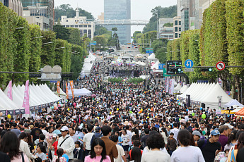 경적 대신 울린 아이들 웃음소리⋯반포대로에서 열린 ‘서리풀뮤직페스티벌’