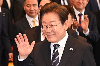 이재명 대통령 “정부, 어르신들 건강한 노후 위한 울타리 될 것”