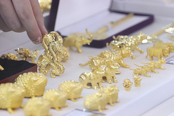 금값 오르니⋯‘작은 사치’ 미니금 가격·거래량도 ‘껑충’