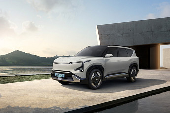 “新패밀리카 등장” 동급 최고 안전성 확보한 기아 ‘EV5’ [ET의 모빌리티]