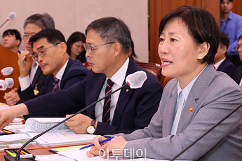 송미령 농식품부 장관 “농업을 국가전략산업으로…농업인 국가책임 강화” [국감]