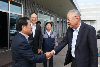 류진 회장, 한경협 경영자문 우수기업 ㈜청우코아 방문…수출 2.5배↑