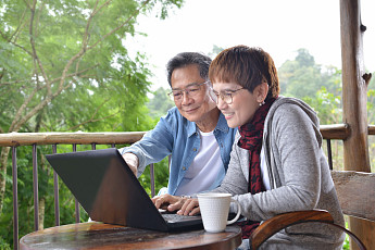 日 중장년 87% “연애하면 건강수명 연장에 도움”
