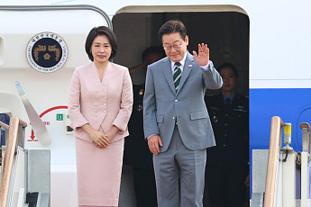 李대통령, 말레이시아로 출국…1박2일 아세안 정상회의 참석