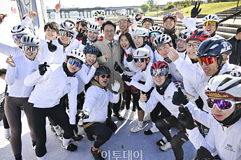 김민석 국무총리, 자전거 신(新)조선통신사 행사 [포토]