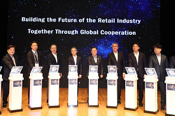 아마존·징둥닷컴·쿠팡 아태 유통기업…한자리 모여 ‘경주선언’ [경주 APEC]