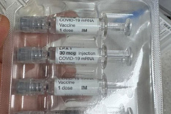 [단독] 코로나 백신에 정보 빼고 유통…팬데믹 특례 여전해 관리 체계 ‘구멍’