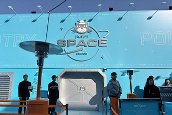 [르포] “국민 애착 인형, 한국 상륙”…젤리캣 팝업스토어 가보니