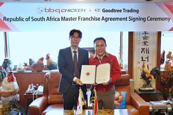 윤홍근 BBQ 회장, ‘K치킨 글로벌 영토’ 확장 잰걸음...아프리카까지 진출