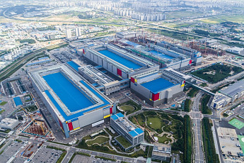 커지는 AI 공급망…TSMC 독주 속 입지 넓히는 삼성 파운드리 [컴퓨텍스2026]