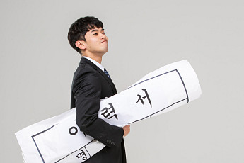 서른의 무게가 만든 변화…30대는 왜 '이것'에 올인하나